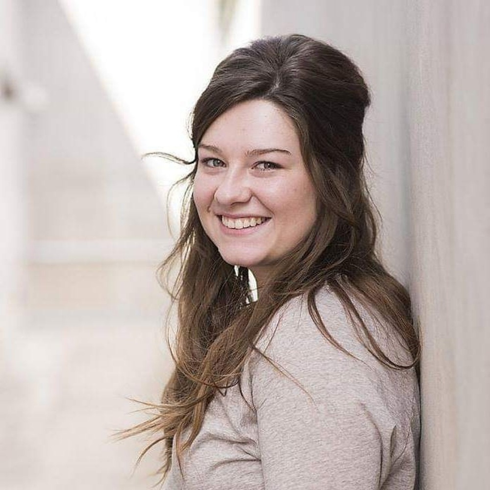 Meet your Posher, Brooke